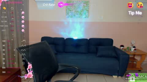 Snapshot of aminabeatris chatting on February 7, 2025, 6:24 am Amina online show from February 7, 2025, 6:24 am