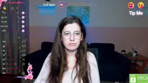 Snapshot of aminabeatris chatting on February 12, 2025, 12:33 pm Amina online show from February 12, 2025, 12:33 pm