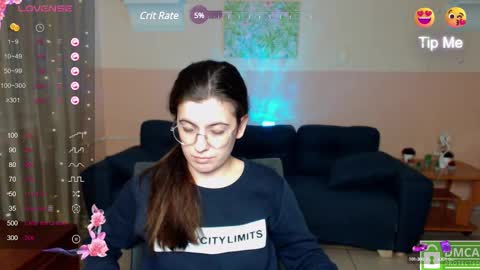 Snapshot of aminabeatris chatting on February 21, 2025, 3:32 pm Amina online show from February 21, 2025, 3:32 pm