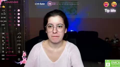 Snapshot of aminabeatris chatting on March 9, 2025, 12:42 pm Amina online show from March 9, 2025, 12:42 pm