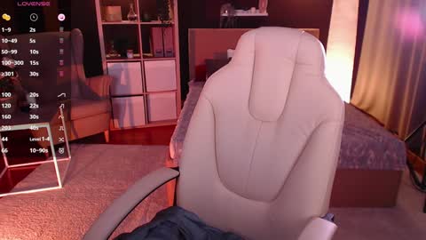 Camilla online show from January 28, 2025, 3:36 am