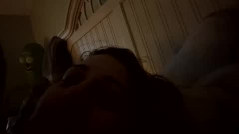 amira9525 online show from November 7, 2025, 11:54 am