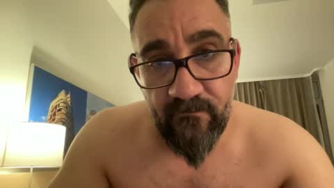 amirsds3298129 online show from April 20, 2026, 8:21 pm