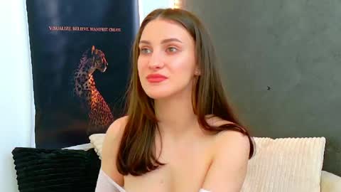 Amira online show from April 7, 2026, 11:10 am