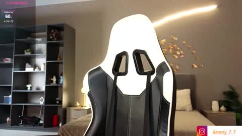 Ammy  dont forget to thumbs up me  online show from September 30, 2025, 10:09 am