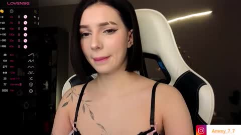 Ammy  dont forget to thumbs up me  online show from December 2, 2025, 2:50 am