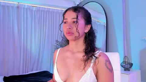 Ammy Nova online show from September 19, 2025, 7:47 pm