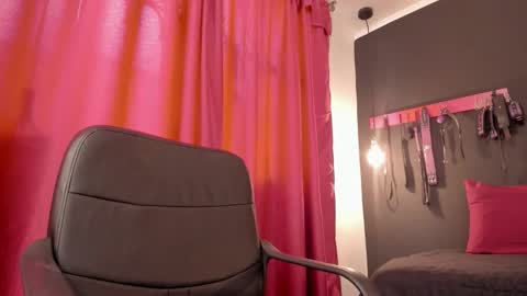 ammytorrez_ online show from November 20, 2025, 11:32 am