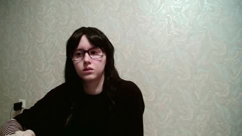 Amomira online show from April 11, 2026, 8:02 pm