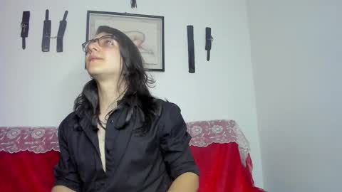 Amoneth online show from November 18, 2025, 8:13 pm