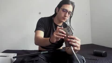 Amoneth online show from January 18, 2026, 8:01 pm