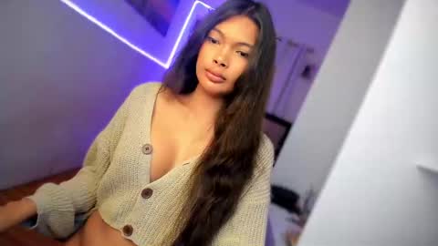 Snapshot of amor_prinsesa chatting on February 13, 2025, 12:46 am Prinsesa online show from February 13, 2025, 12:46 am