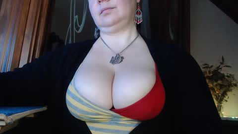 Snapshot of amorelara chatting on February 2, 2025, 6:58 am amorelara online show from February 2, 2025, 6:58 am