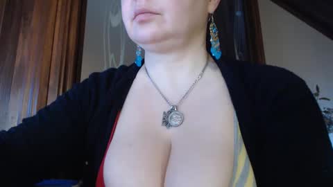 Snapshot of amorelara chatting on February 24, 2025, 7:55 am amorelara online show from February 24, 2025, 7:55 am