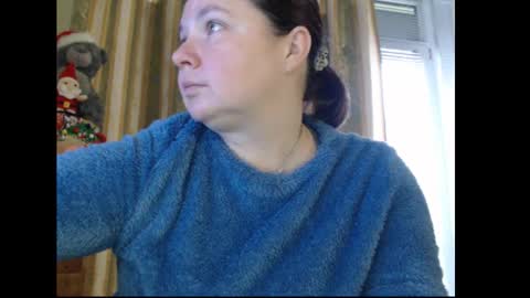 amorelara online show from November 28, 2025, 9:12 am