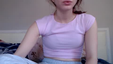 Snapshot of amoremeoww chatting on October 9, 2025, 7:28 am miss unforgettable online show from October 9, 2025, 7:28 am