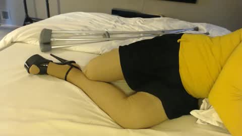 Snapshot of amputee_trans chatting on February 17, 2026, 12:23 pm amputee_trans online show from February 17, 2026, 12:23 pm