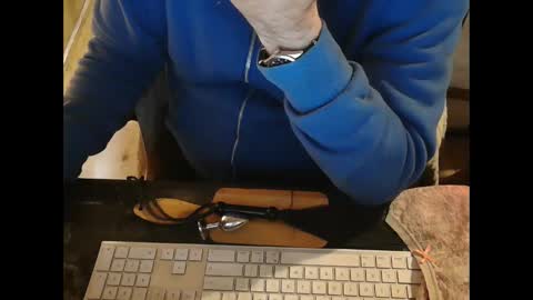 amslave4f online show from December 13, 2024, 1:22 pm