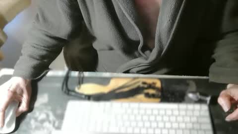 amslave4f online show from March 25, 2026, 7:36 am