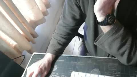 amslave4f online show from June 4, 2026, 7:03 am