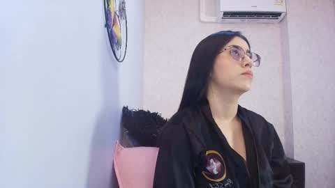 amy__wats0n online show from October 21, 2025, 7:14 pm
