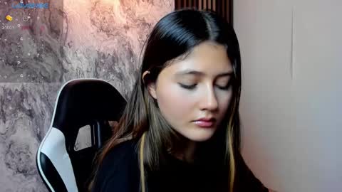 Amy online show from December 4, 2025, 7:55 pm