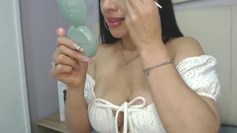 Amy online show from February 19, 2025, 5:16 pm