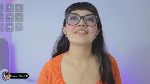 Snapshot of amy_lit chatting on May 12, 2026, 7:33 pm Hello I am Allison Welcome to my room and let is have a good time together whith me online show from May 12, 2026, 7:33 pm