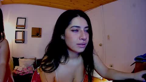 Snapshot of amy_swan09 chatting on January 27, 2025, 4:11 pm Amy online show from January 27, 2025, 4:11 pm