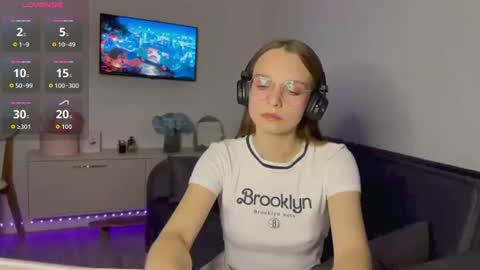Snapshot of amy_yammy3 chatting on June 17, 2026, 6:09 pm Amy online show from June 17, 2026, 6:09 pm