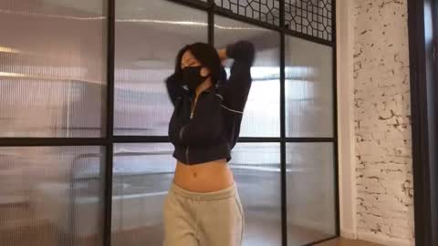 girl next door named Amy online show from February 9, 2025, 1:25 pm