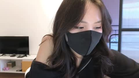 girl next door named Amy online show from February 10, 2025, 1:44 pm