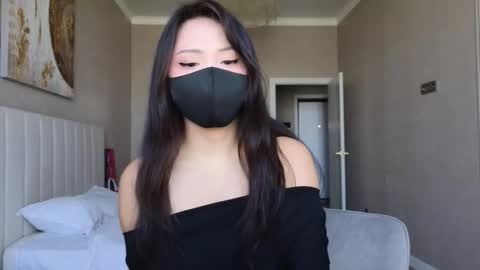 girl next door named Amy online show from September 22, 2025, 6:15 am