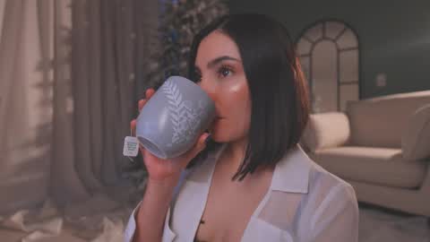 Amy Armstrong online show from January 17, 2026, 11:08 pm