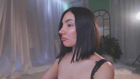 Amy Armstrong online show from February 12, 2026, 10:27 pm