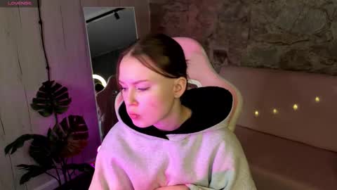 amycherryberry online show from January 17, 2026, 1:21 am