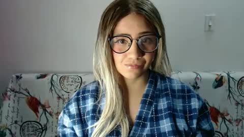 Snapshot of amycosplay99 chatting on January 16, 2025, 10:55 pm amycosplay99 online show from January 16, 2025, 10:55 pm