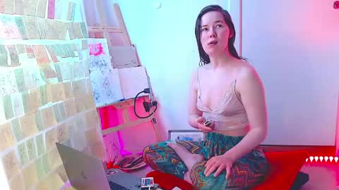 amydreamgirl online show from June 10, 2026, 12:26 pm