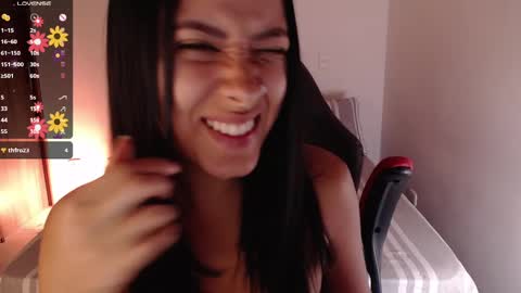 Snapshot of amyharlow_ chatting on December 6, 2024, 10:38 am Jenn  online show from December 6, 2024, 10:38 am