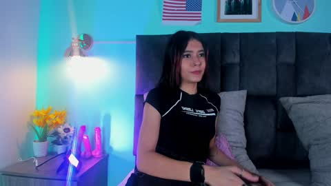Snapshot of amypalmmer chatting on January 8, 2025, 5:48 pm AMMY online show from January 8, 2025, 5:48 pm
