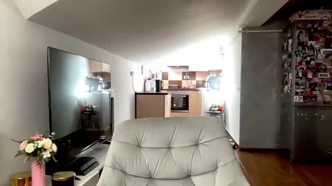 amyroberta92 online show from September 24, 2025, 6:50 am