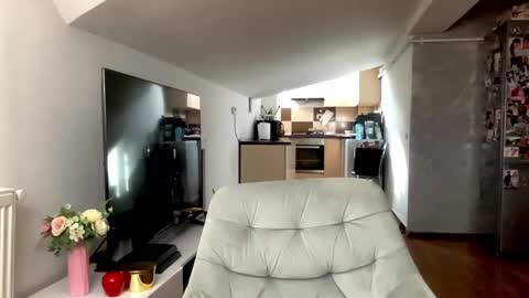 amyroberta92 online show from October 28, 2025, 7:34 am