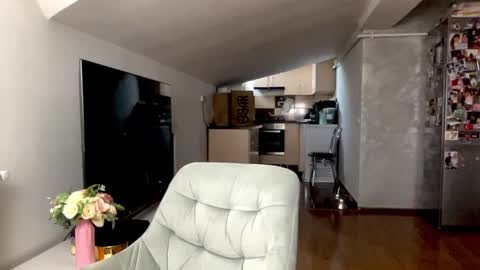 amyroberta92 online show from November 7, 2025, 7:30 am