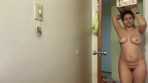 Amy Smilez online show from February 1, 2025, 3:28 pm