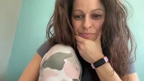 Amy Smilez online show from March 3, 2025, 5:50 pm