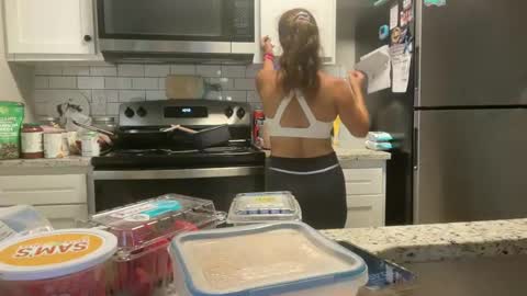 Amy Smilez online show from September 9, 2025, 2:49 pm