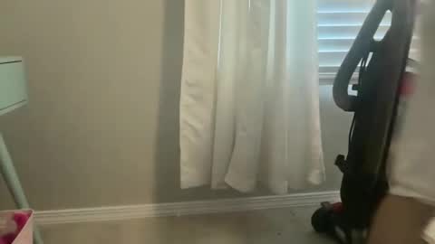 Amy Smilez online show from September 19, 2025, 2:18 pm