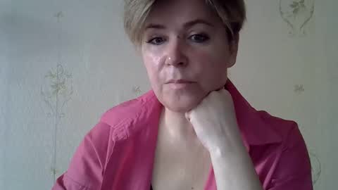 amyvalentine1 online show from March 31, 2026, 6:25 am