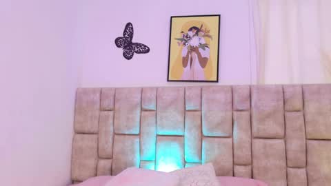 Snapshot of amyvegaa_ chatting on November 23, 2025, 4:18 pm amyvegaa_ online show from November 23, 2025, 4:18 pm