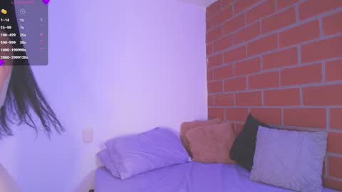 IG amyw0w   online show from March 2, 2025, 7:34 pm